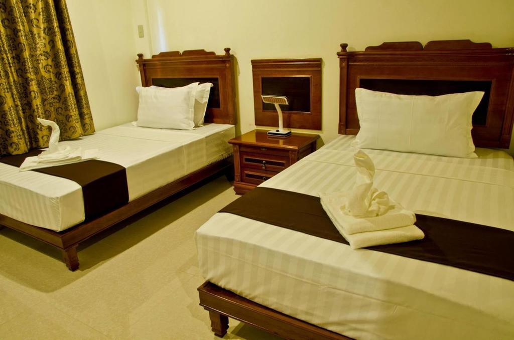 The Premiere Business Hotel Kalibo Cameră foto